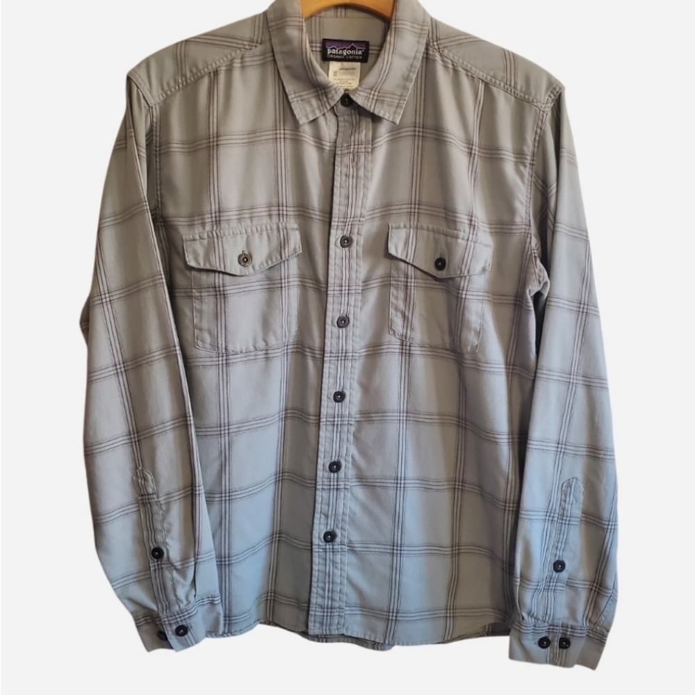 Patagonia Mens Buckshot plaid Button up long sleeve shirt Size S Outdoor hiking